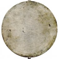 Tinnen schijf van een 17e of 18e eeuwse astrolabium. 